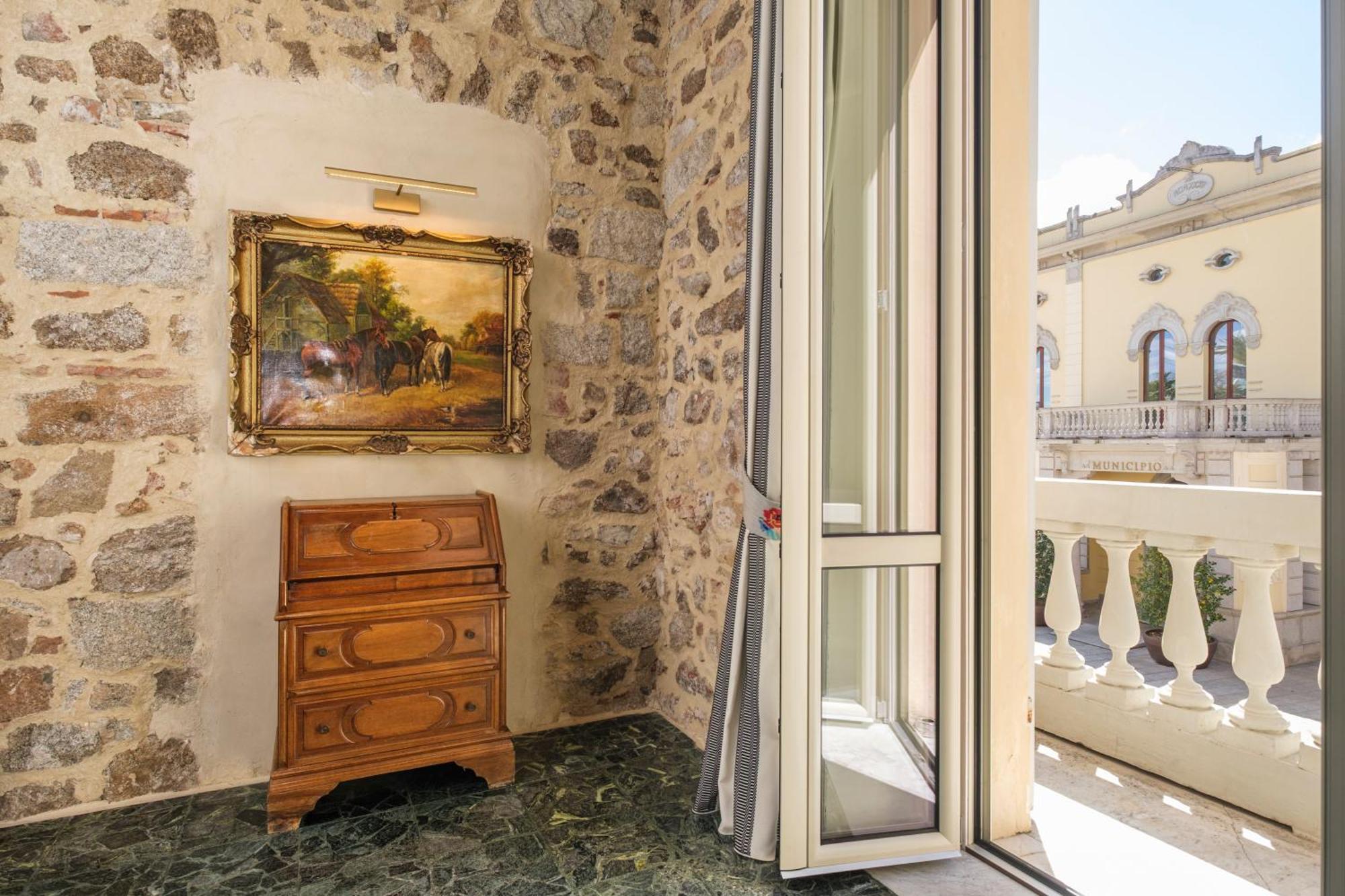 Kemani Villa Sara Olbia Oda fotoğraf
